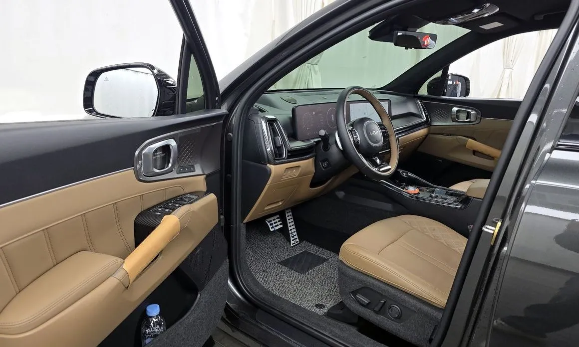 Kia Sorento — фото 6