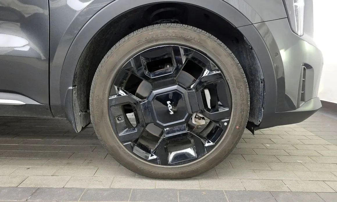 Kia Sorento — фото 7