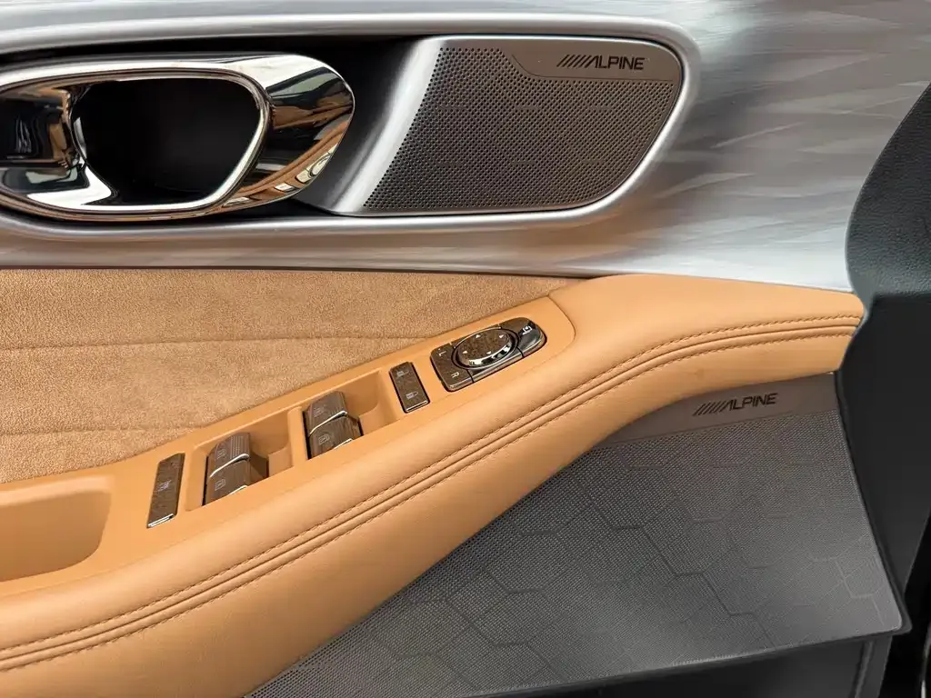 GAC Motor Trumpchi ES9 — фото 3