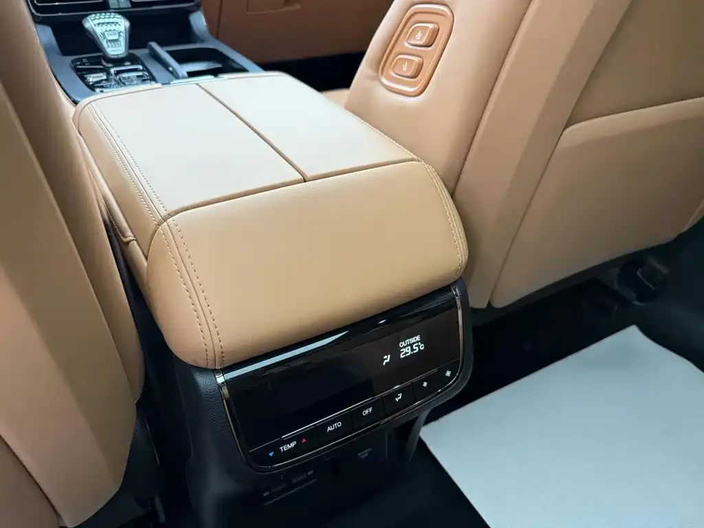 GAC Motor Trumpchi ES9 — фото 2