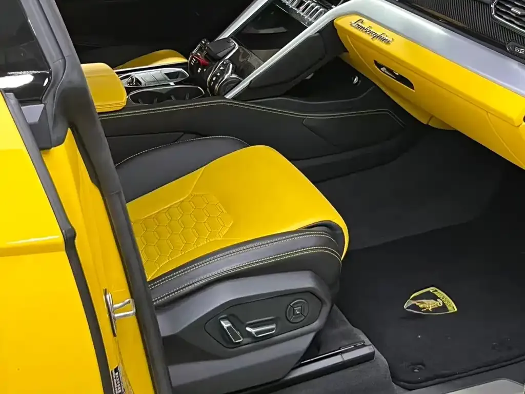 Lamborghini Urus — фото 2