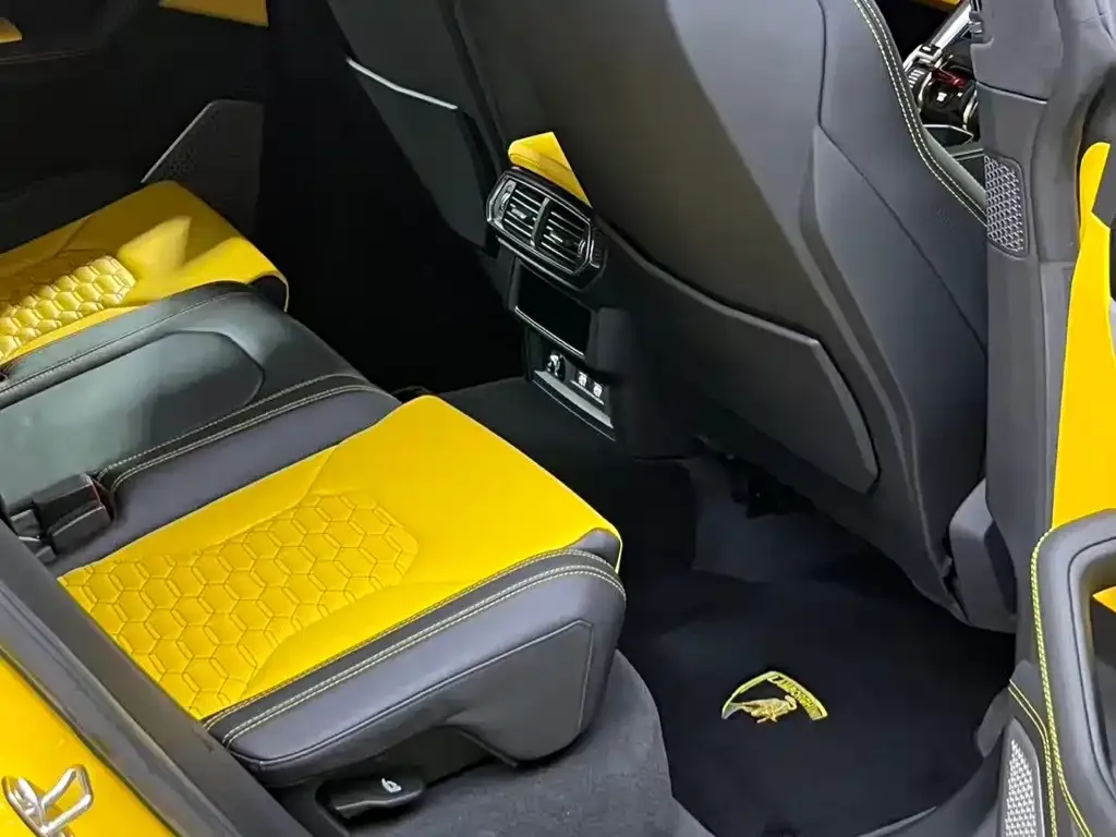 Lamborghini Urus — фото 4