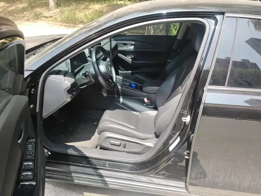 Honda Accord — фото 4
