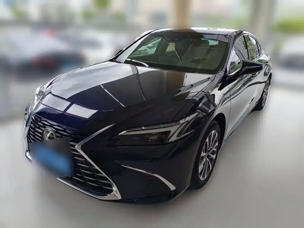 Lexus ES — фото 9