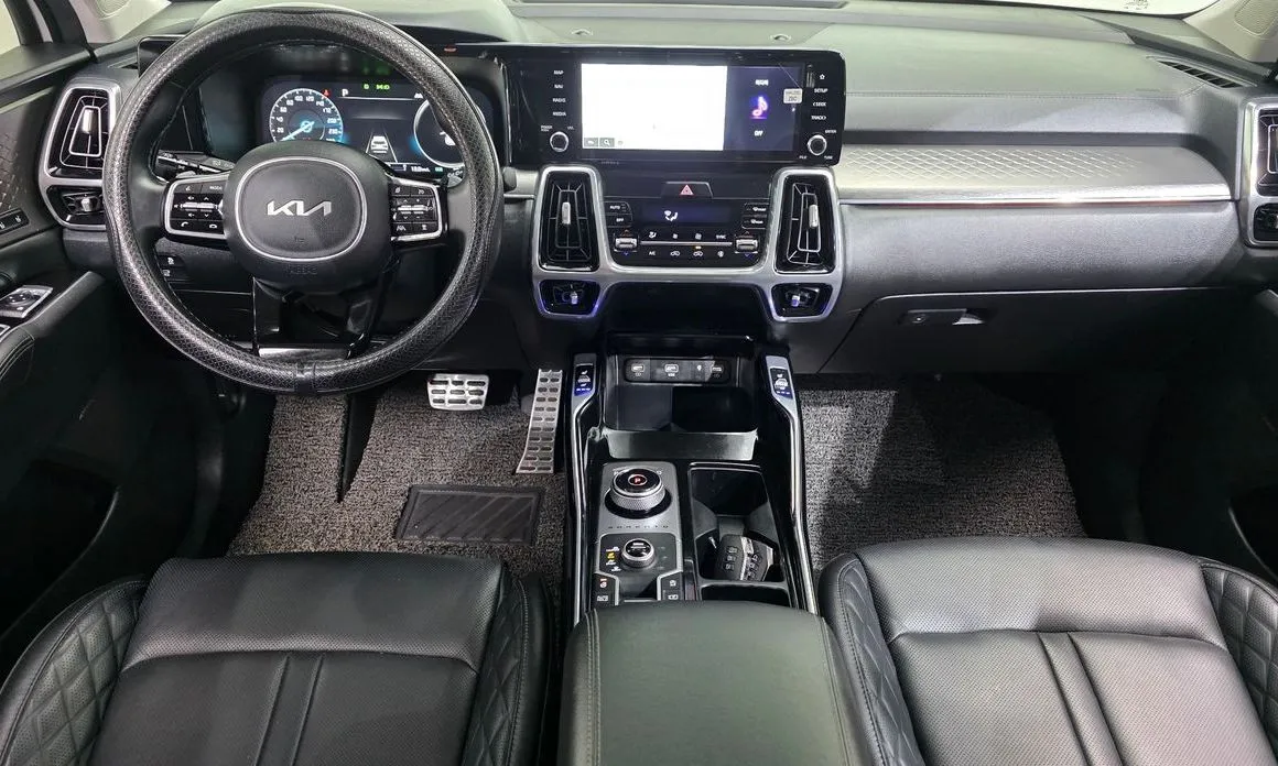 Kia Sorento — фото 9