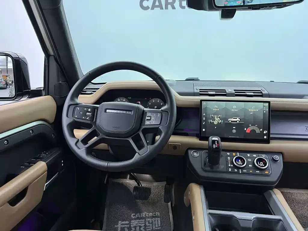 Land Rover Defender — фото 10