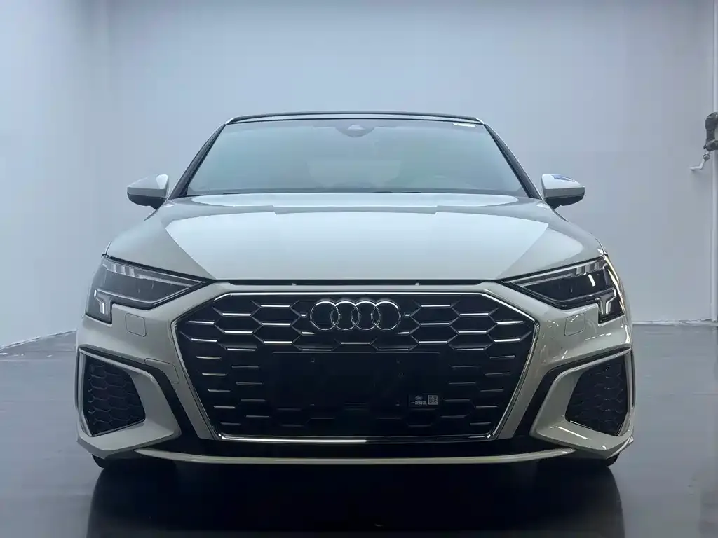 Audi A3 — фото 2