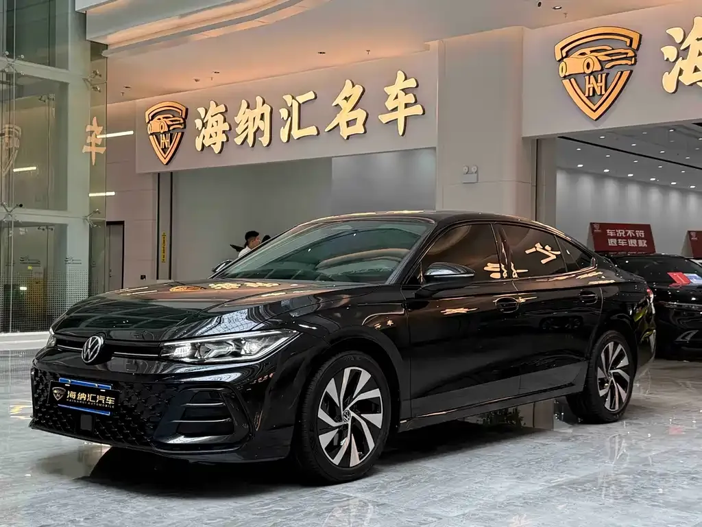 Volkswagen Passat — фото 1