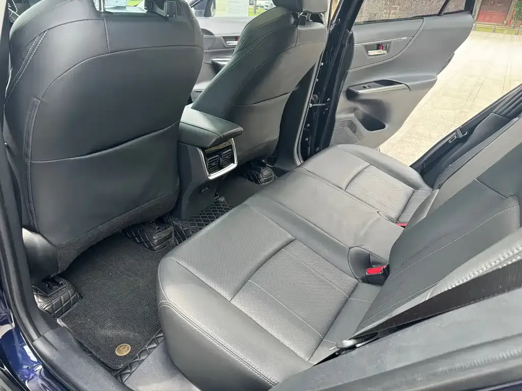 Toyota Harrier — фото 9
