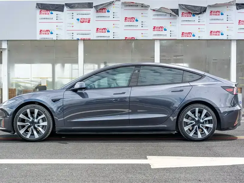 Tesla Model 3 — фото 6