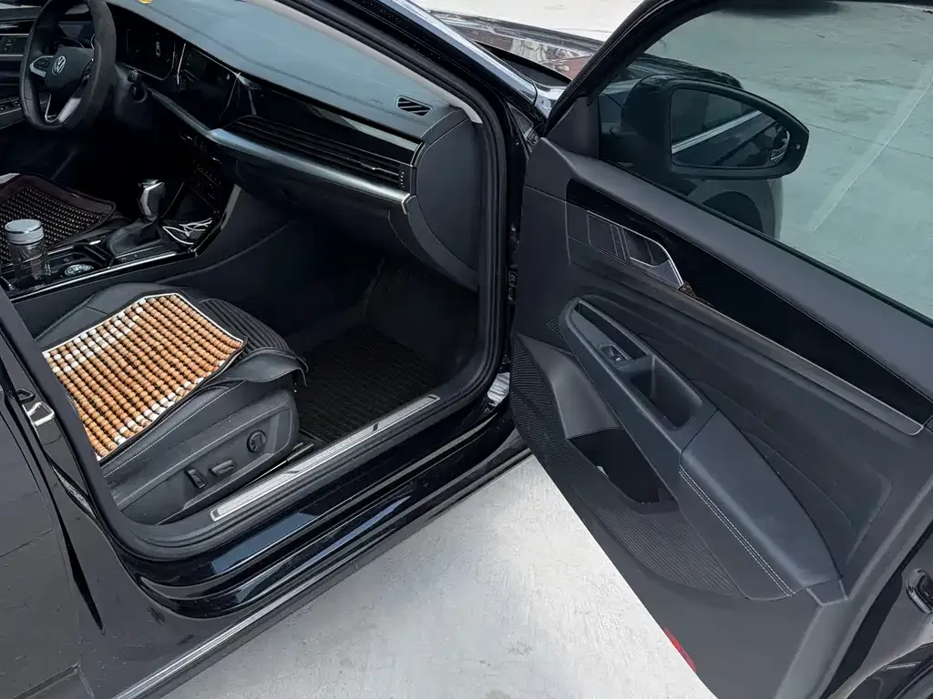 Volkswagen Passat — фото 9
