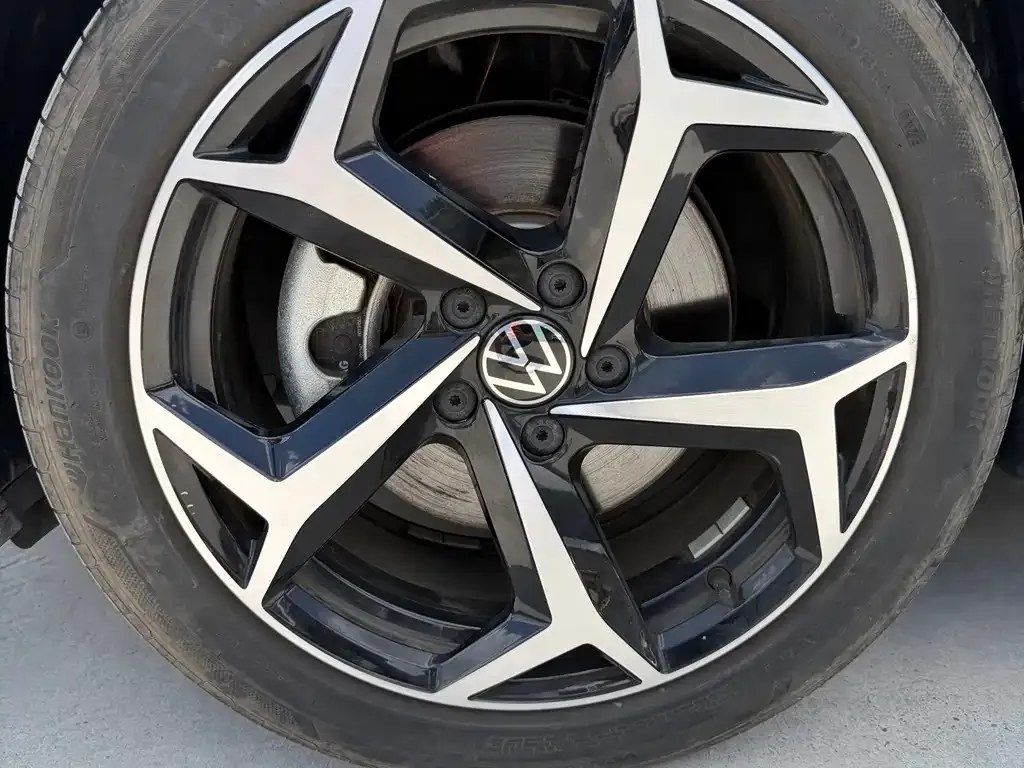 Volkswagen Passat — фото 10