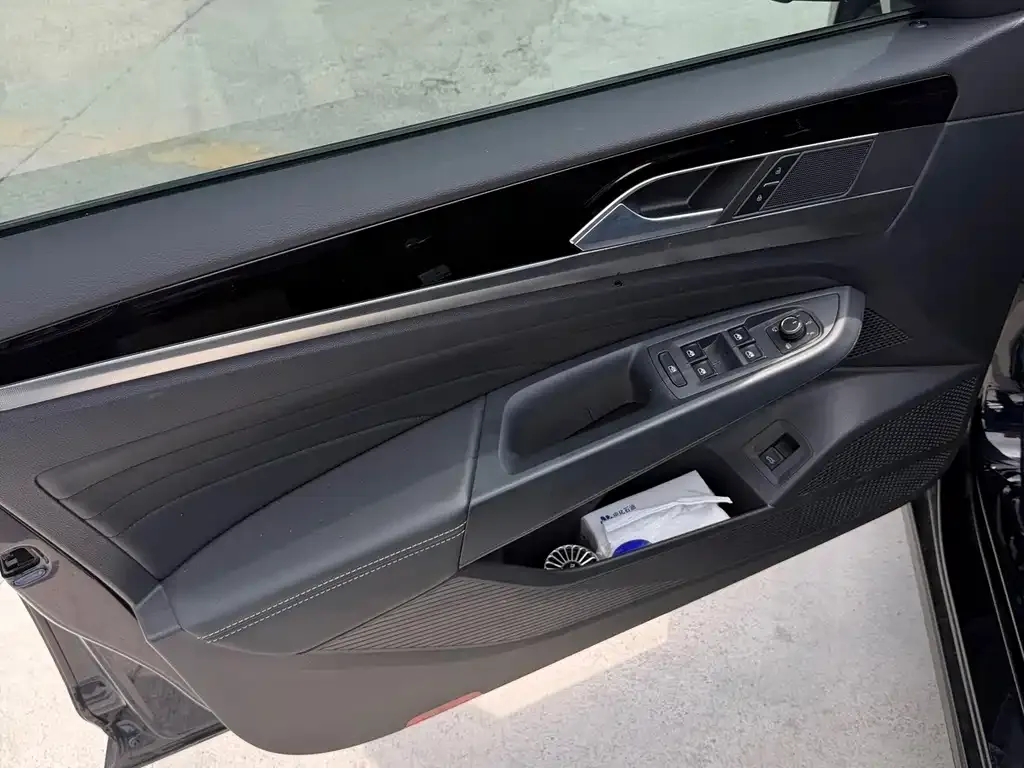 Volkswagen Passat — фото 8