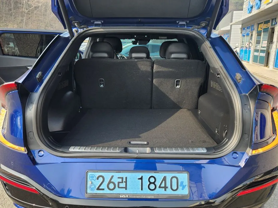 Kia EV6 — фото 8