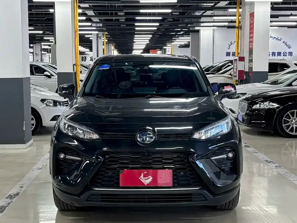 Toyota Wildlander — фото 5