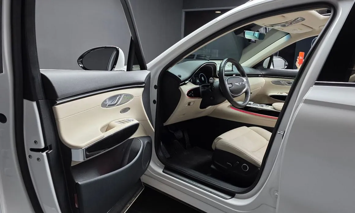 Genesis GV70 — фото 6