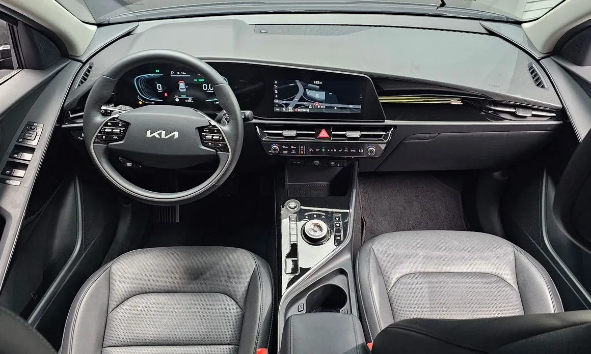Kia Niro — фото 9