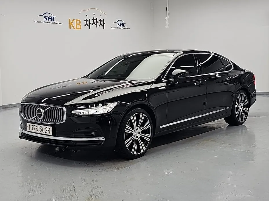 Volvo S90 — фото 1