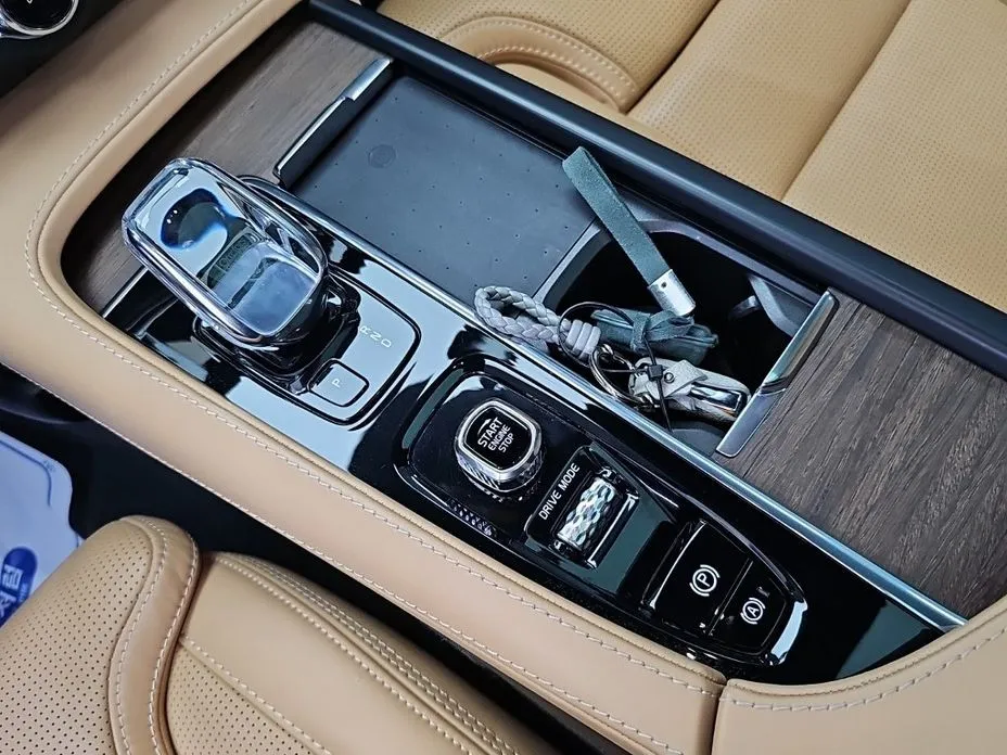 Volvo S90 — фото 9