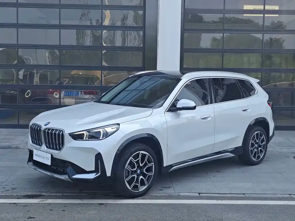 BMW X1 — фото 2