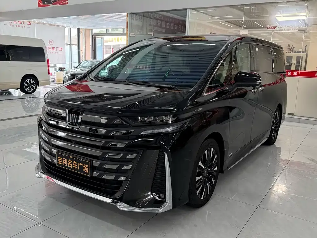 Toyota Vellfire — фото 5