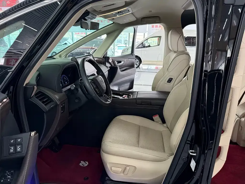 Toyota Vellfire — фото 10
