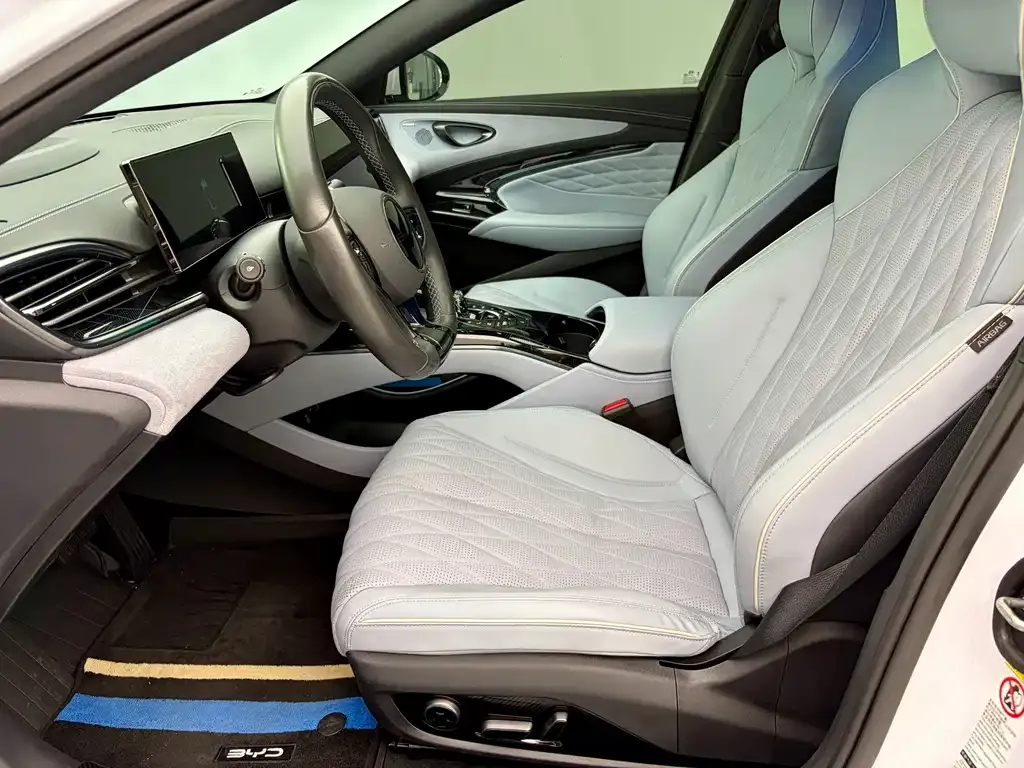 BYD Seal — фото 7