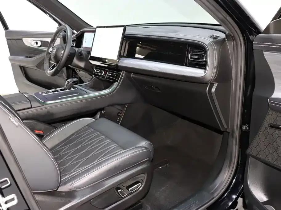 GAC Motor Trumpchi GS8 — фото 7