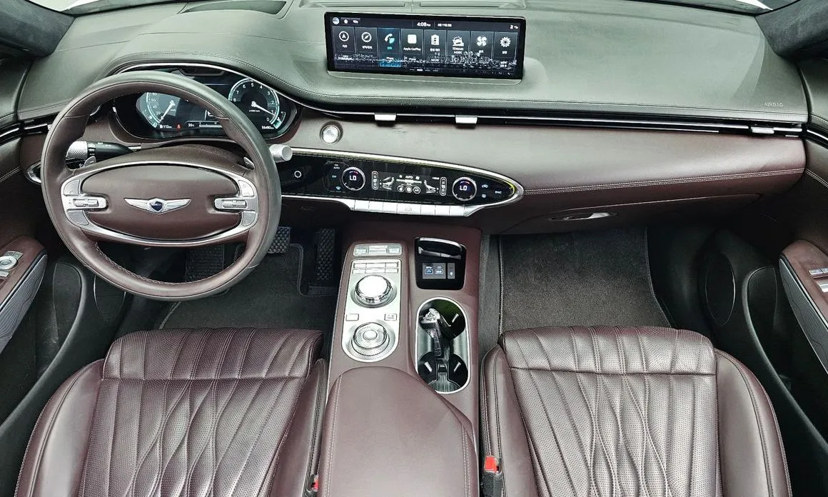 Genesis GV70 — фото 10