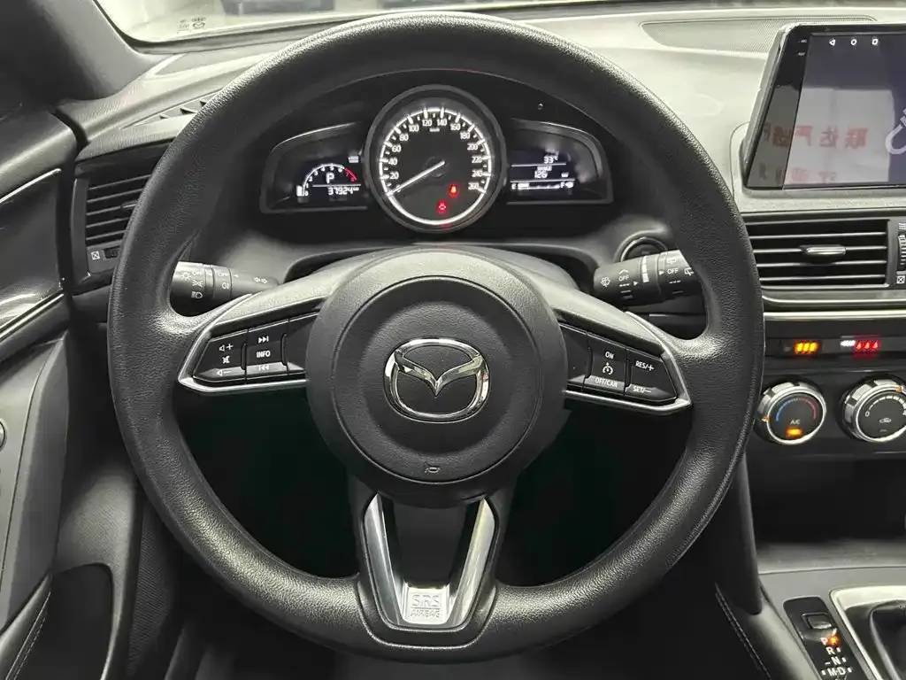 Mazda CX-4 — фото 4