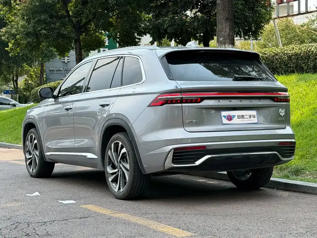 Geely Xingyue L — фото 10