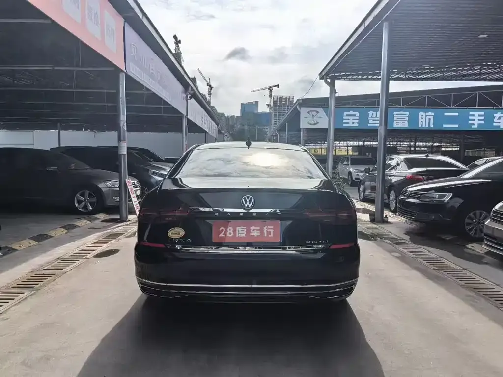 Volkswagen Passat — фото 5