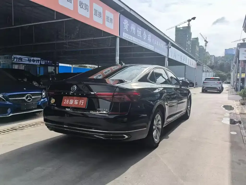 Volkswagen Passat — фото 9