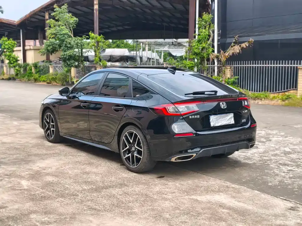 Honda Civic — фото 10