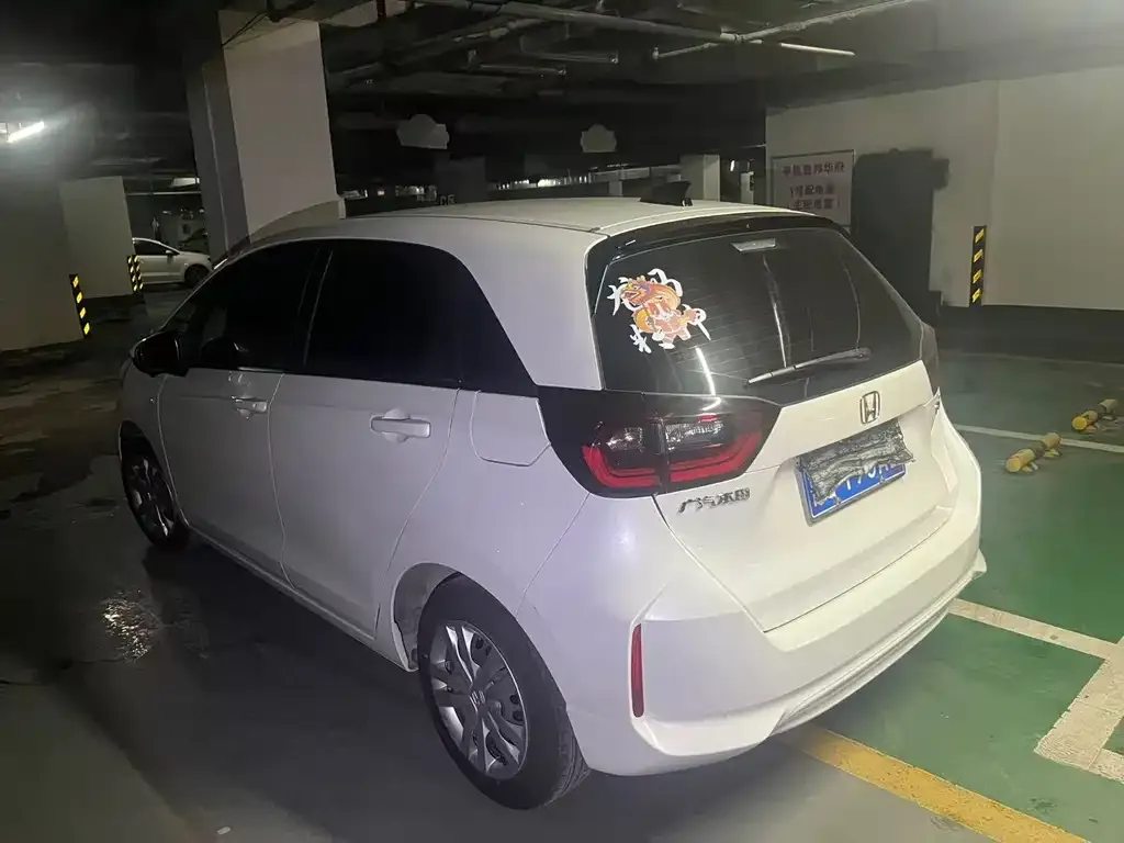Honda Fit — фото 6