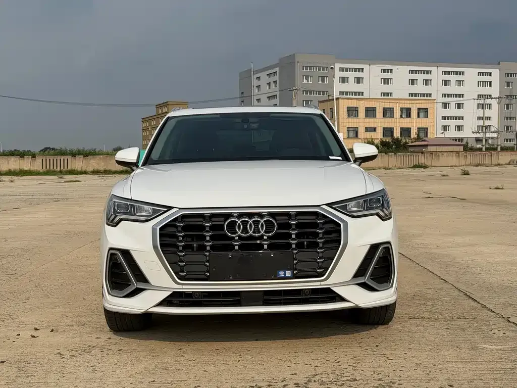 Audi Q3 — фото 6