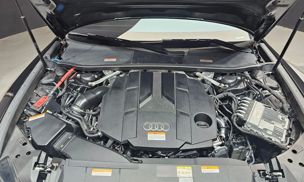 Audi A6 — фото 8