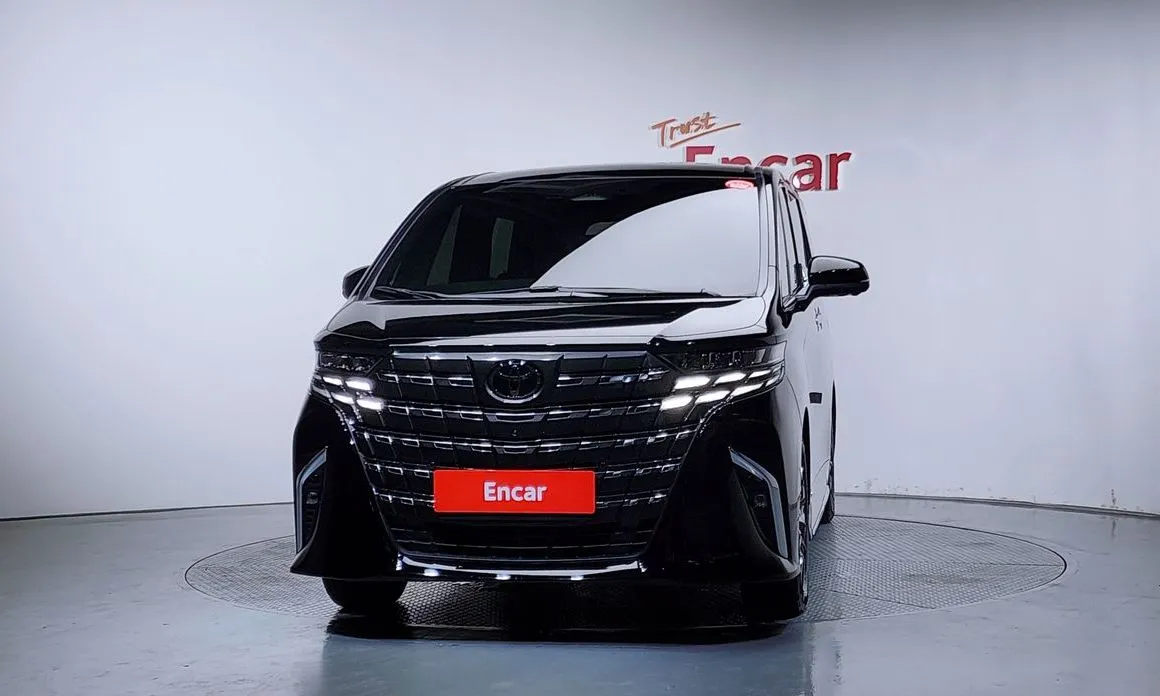 Toyota Alphard — фото 5