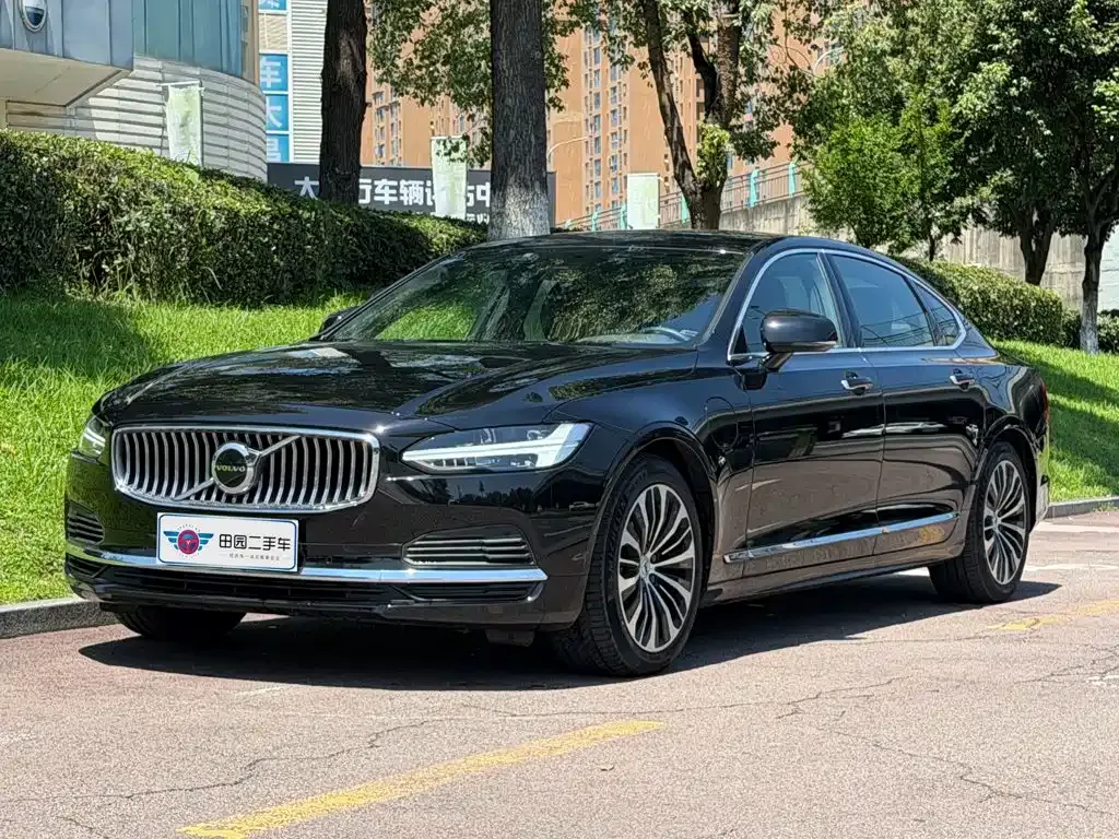 Volvo S90 PHEV — фото 1