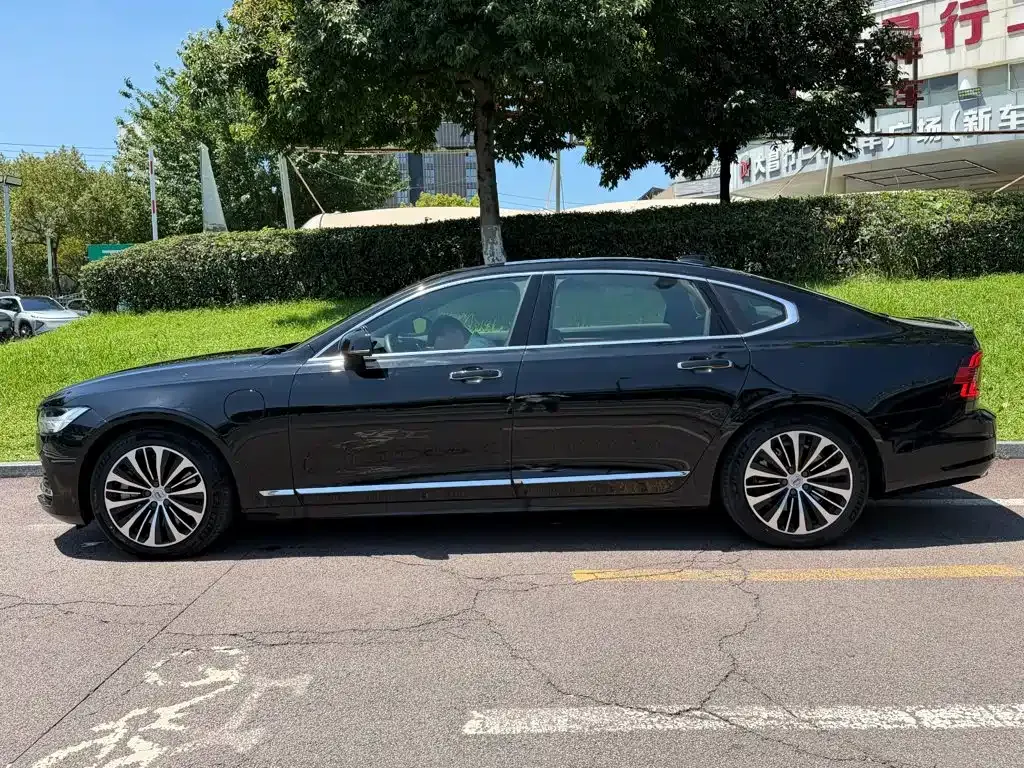 Volvo S90 PHEV — фото 7
