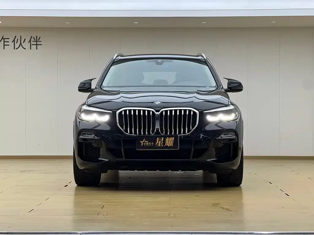 BMW X5 (Import) — фото 4