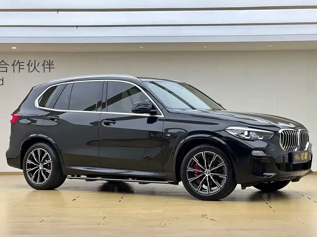 BMW X5 (Import) — фото 5