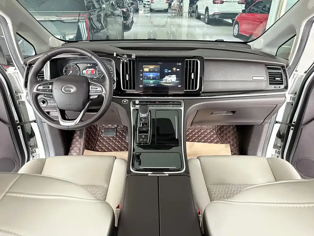 GAC Motor Trumpchi M8 — фото 5