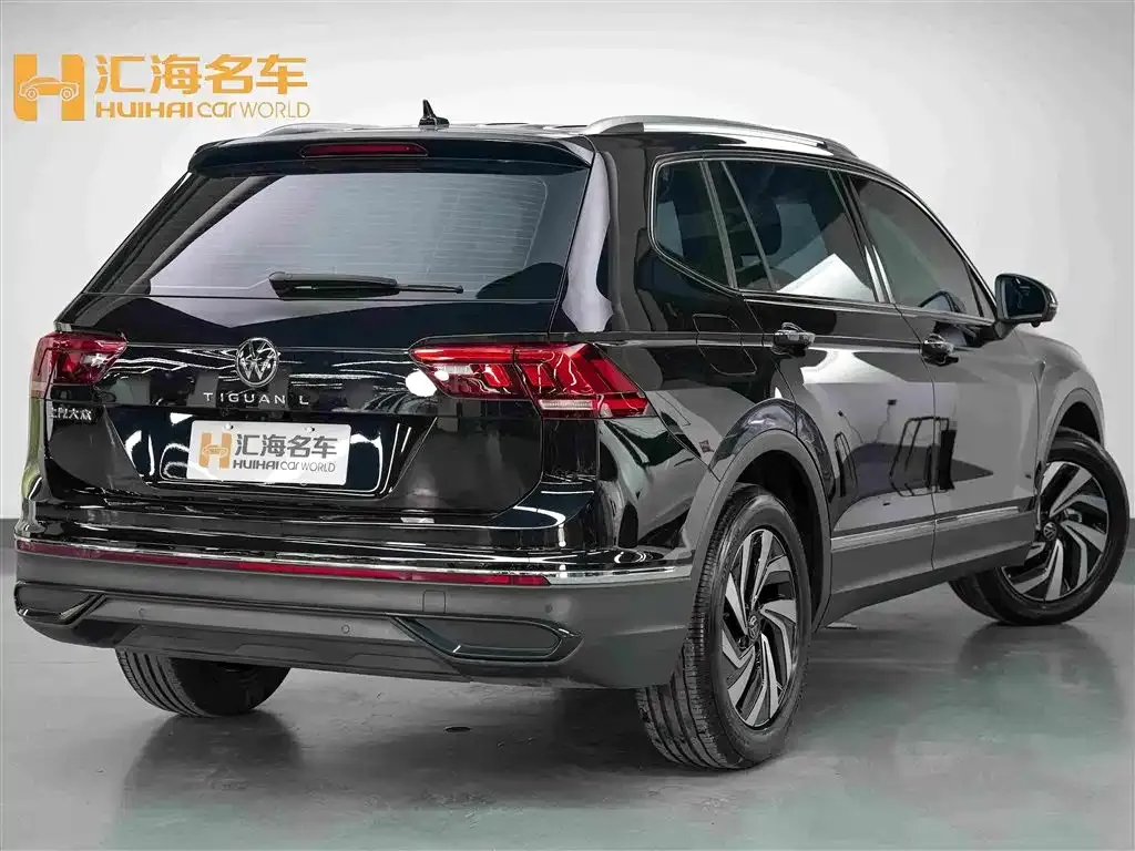 Volkswagen Tiguan L — фото 3