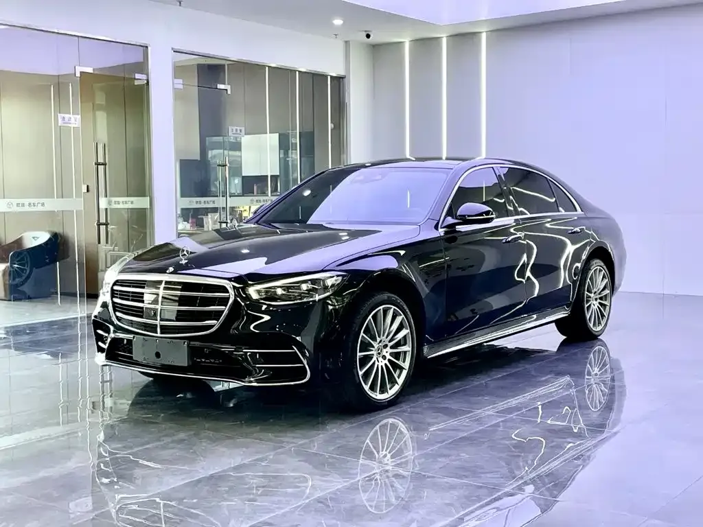 Mercedes-Benz S-Class — фото 1