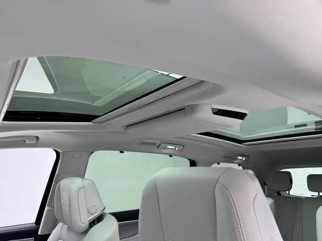 Buick GL8 Hybrid — фото 5