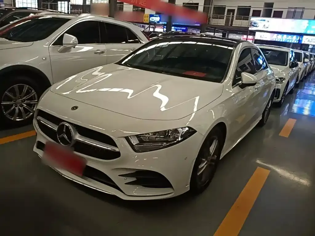 Mercedes-Benz A-Class — фото 1
