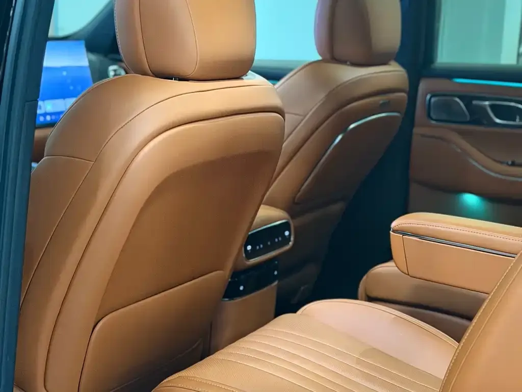 Geely Galaxy M9 — фото 3
