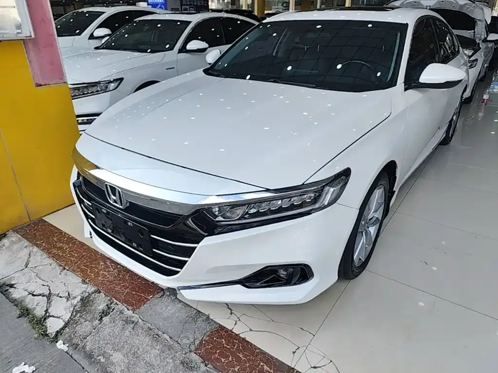 Honda Accord — фото 6