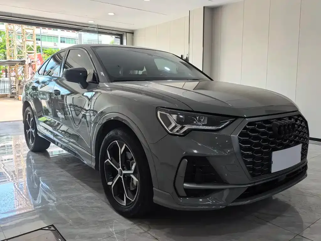 Audi Q3 Sportback — фото 7